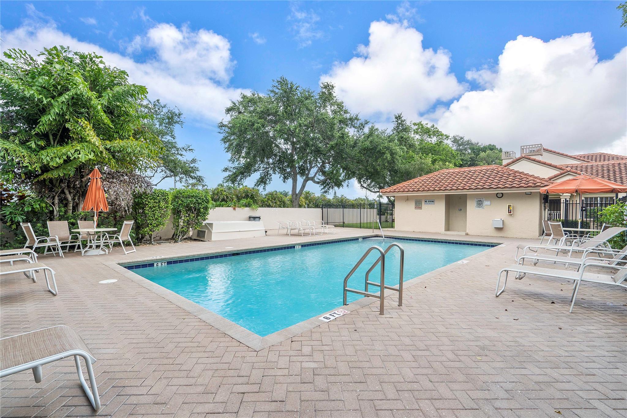 Cypress Glen Townhomes - Residential