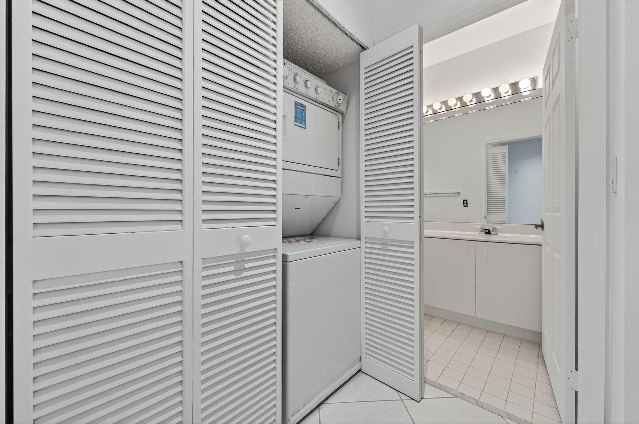 WELDON CONDOMINIUM, Kings - Residential