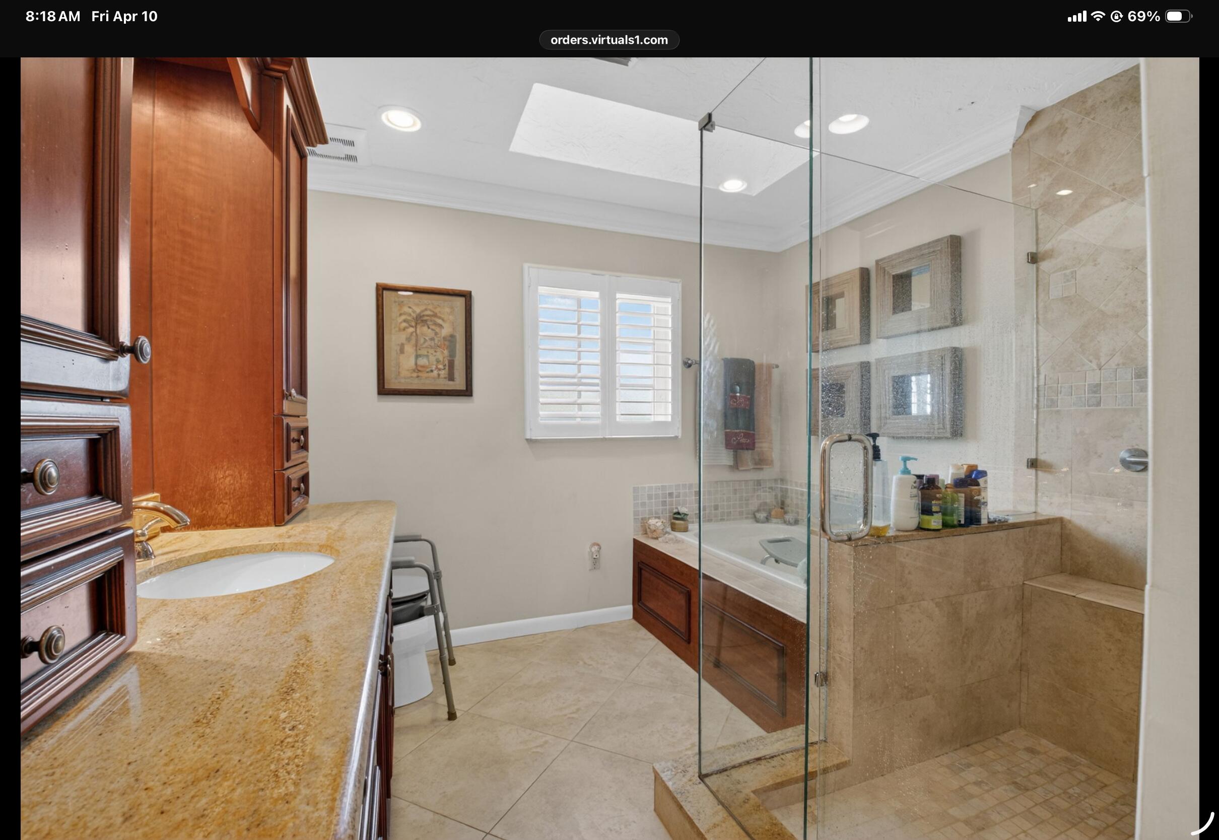 DELRAY DUNES - Residential