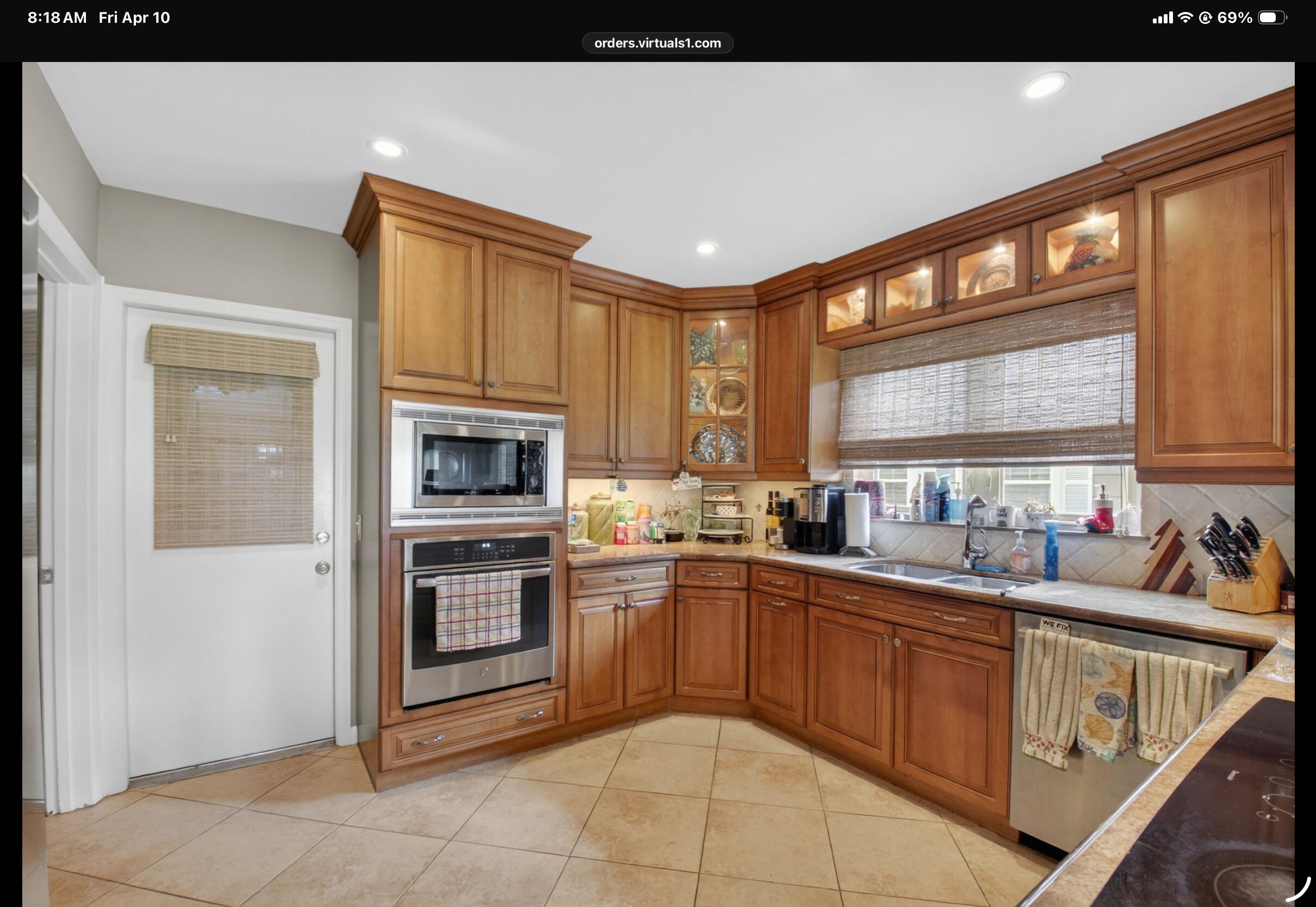 DELRAY DUNES - Residential