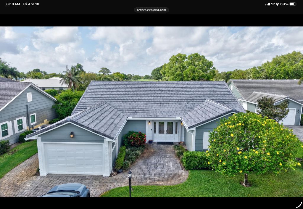 Photo of 2 Holly Drive, Boynton Beach, FL 33436 (MLS # B26013657)