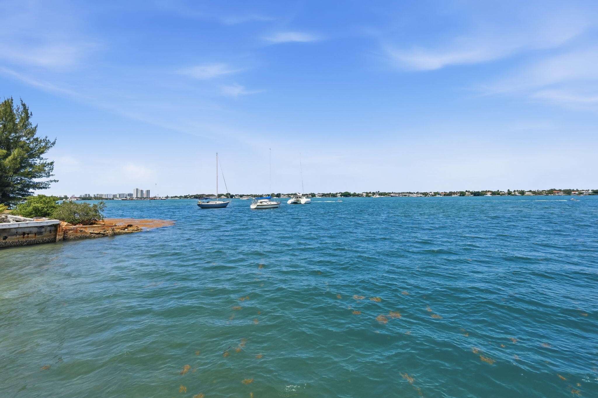PALM BEACH HOUSE CONDO - Residential Lease