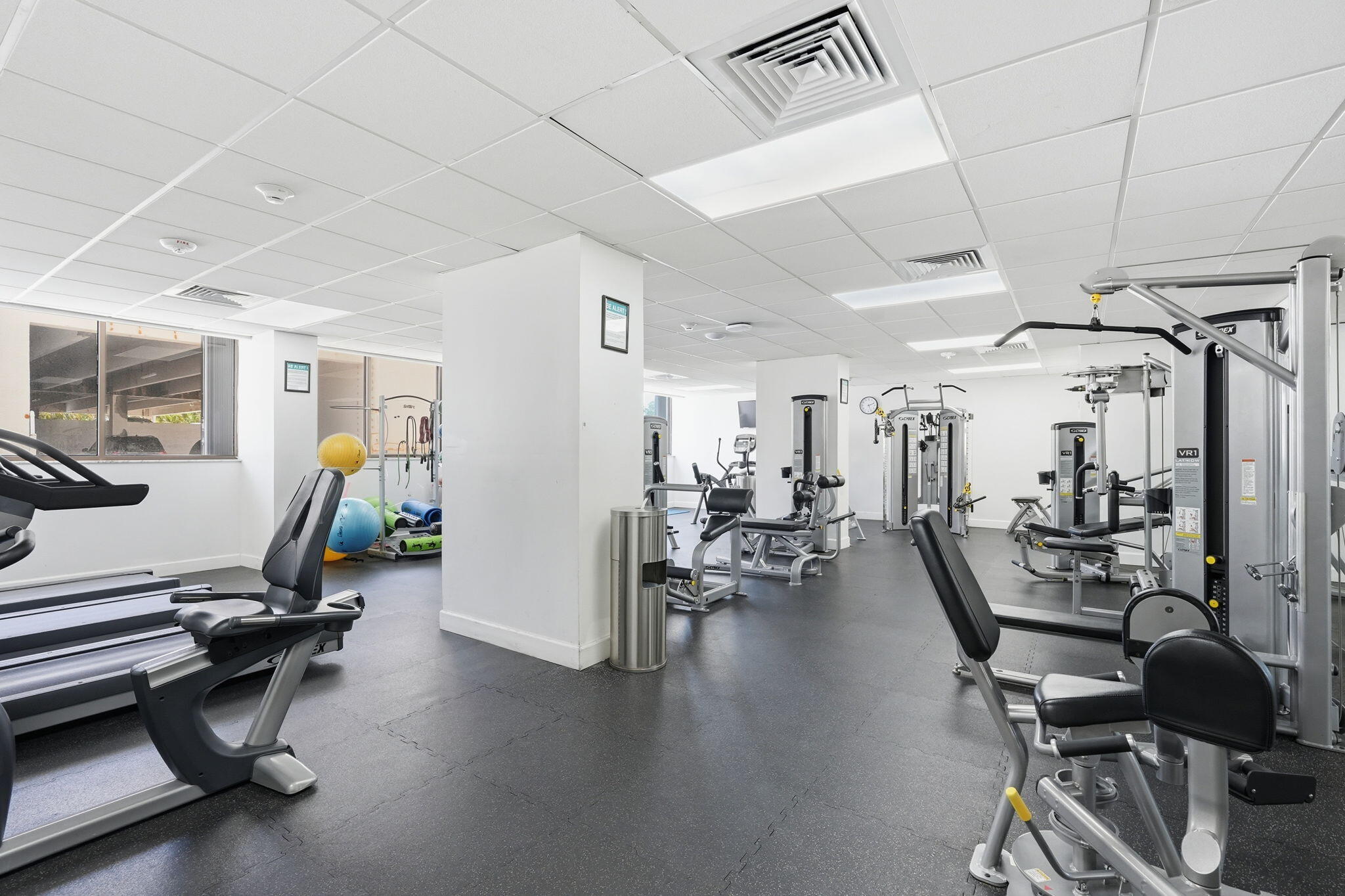 PALM BEACH HOUSE CONDO - Residential Lease