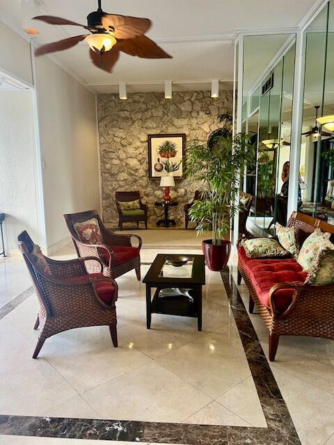 PALM BEACH HOUSE CONDO - Residential Lease