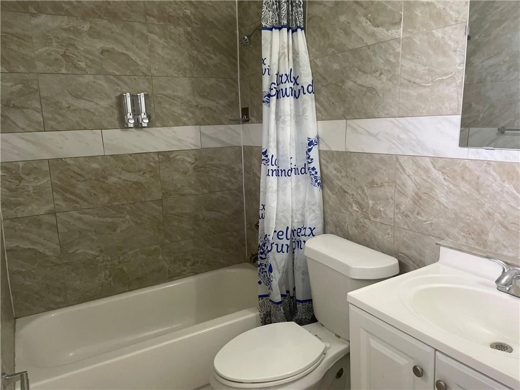 Boulevard Gardens 28-6 B - Residential Lease