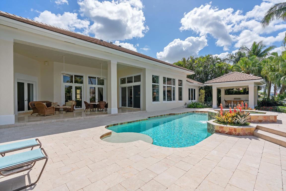 Admirals Cove - Residential