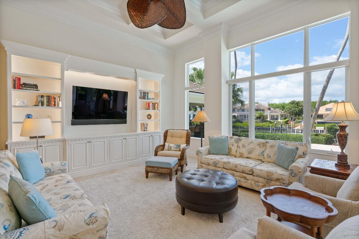 Admirals Cove - Residential