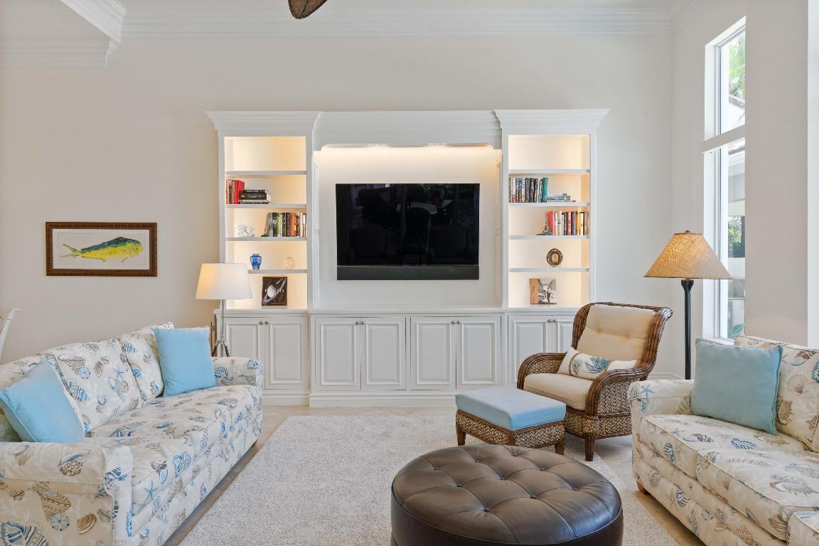 Admirals Cove - Residential