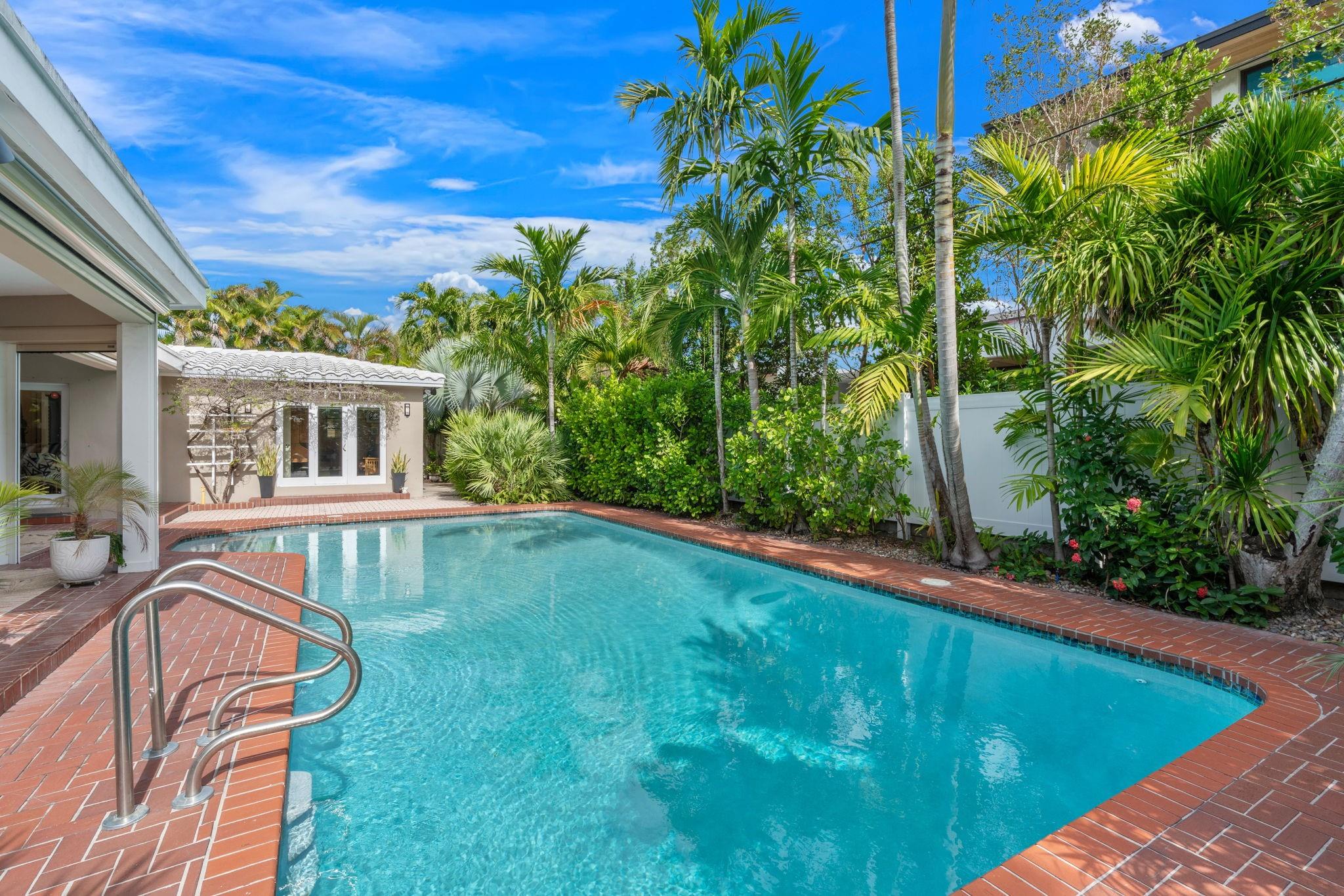 Coral Ridge 21-50 B - Residential