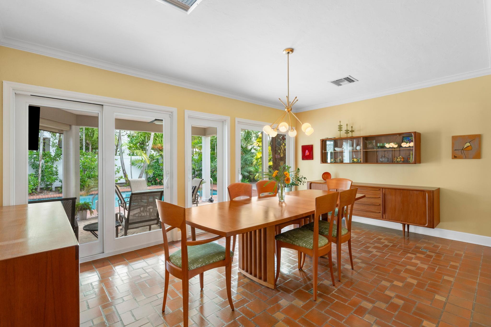 Coral Ridge 21-50 B - Residential