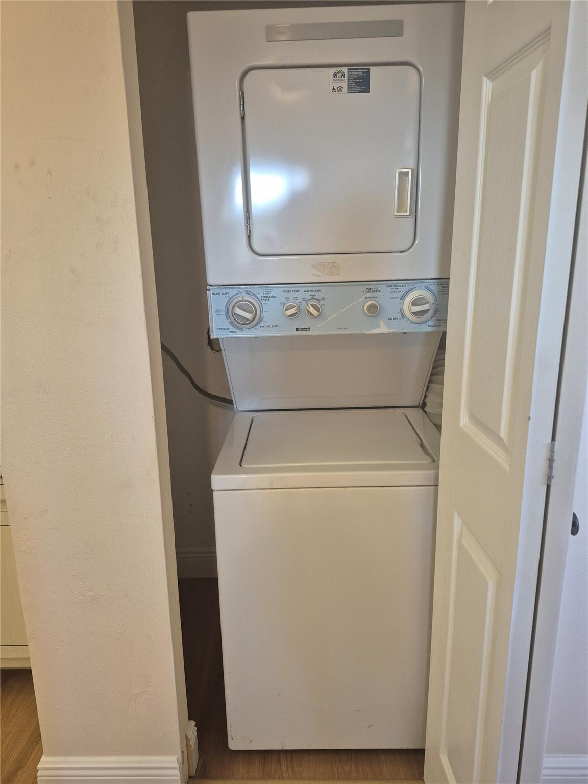 Flanders F - Residential Lease