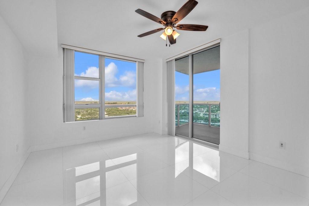 2641 N Flamingo Rd 1608N