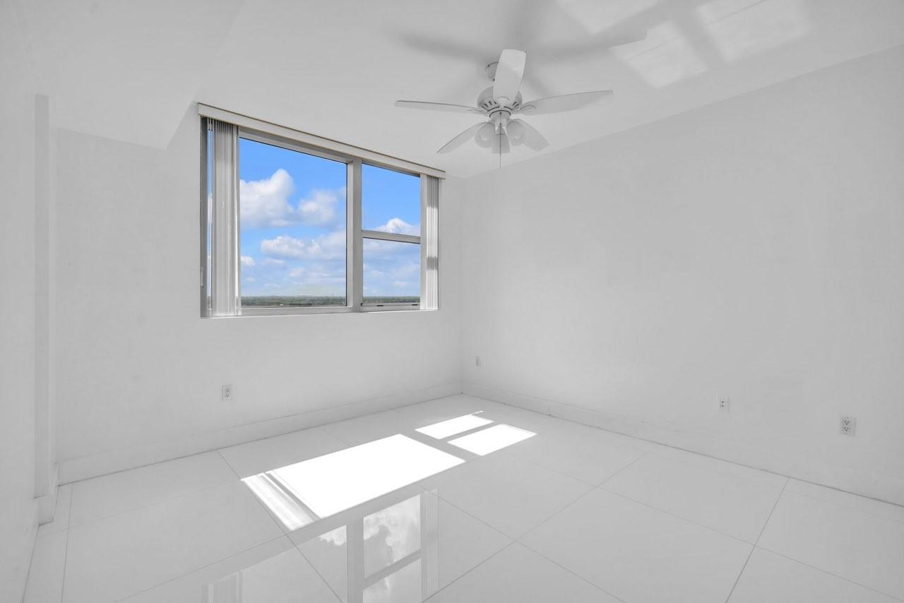 TAO SAWGRASS CONDOMINIUM - Residential Lease