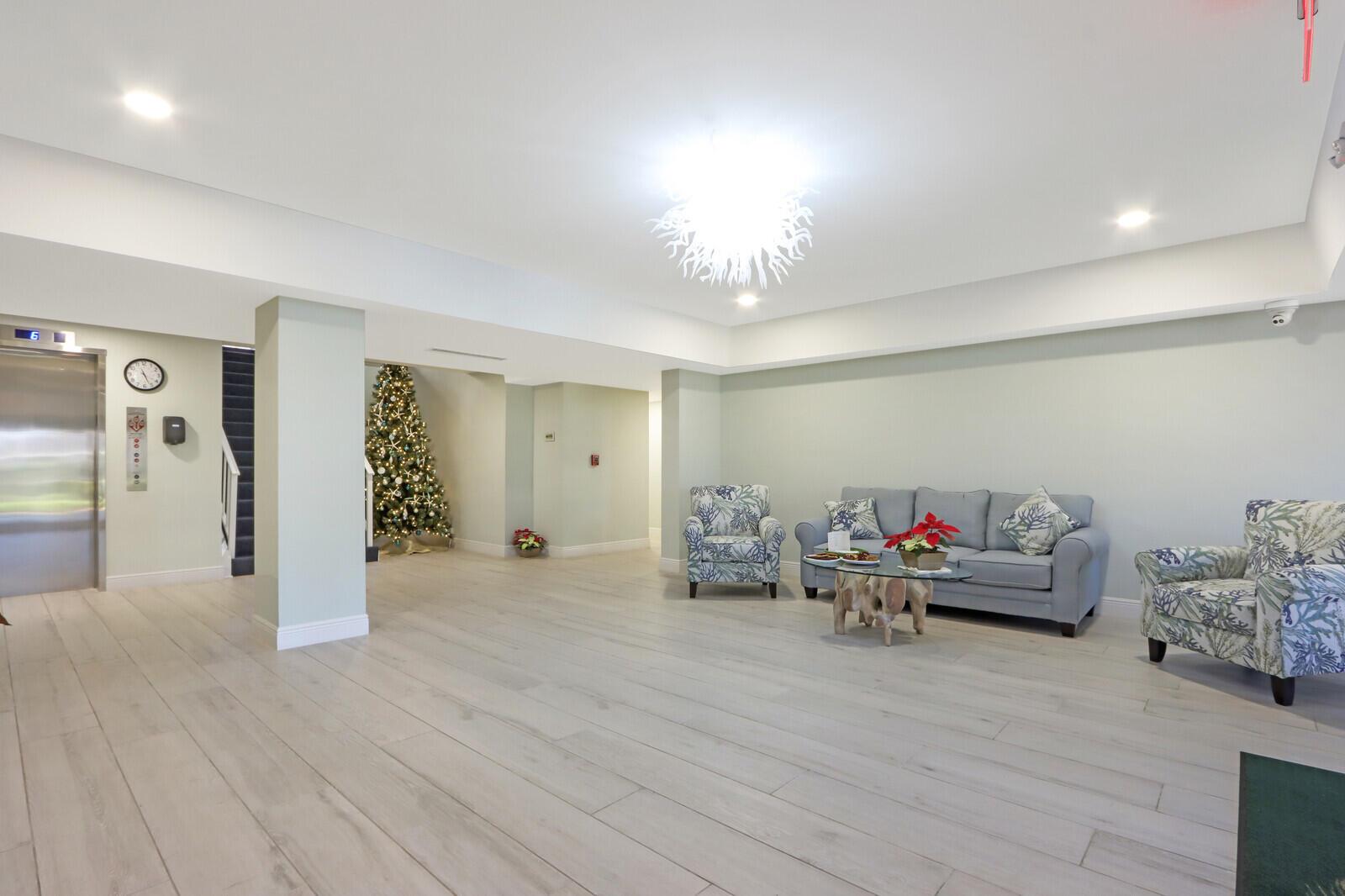 MAYAN TOWERS CONDO II - Residential Lease