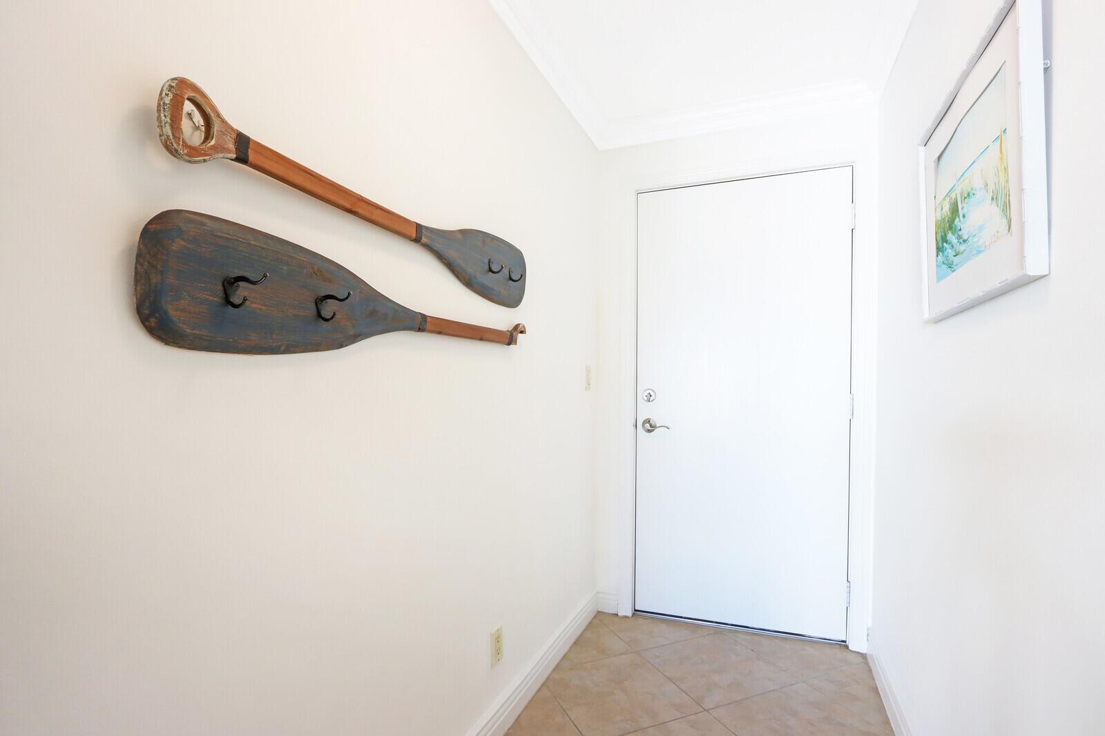 MAYAN TOWERS CONDO II - Residential Lease