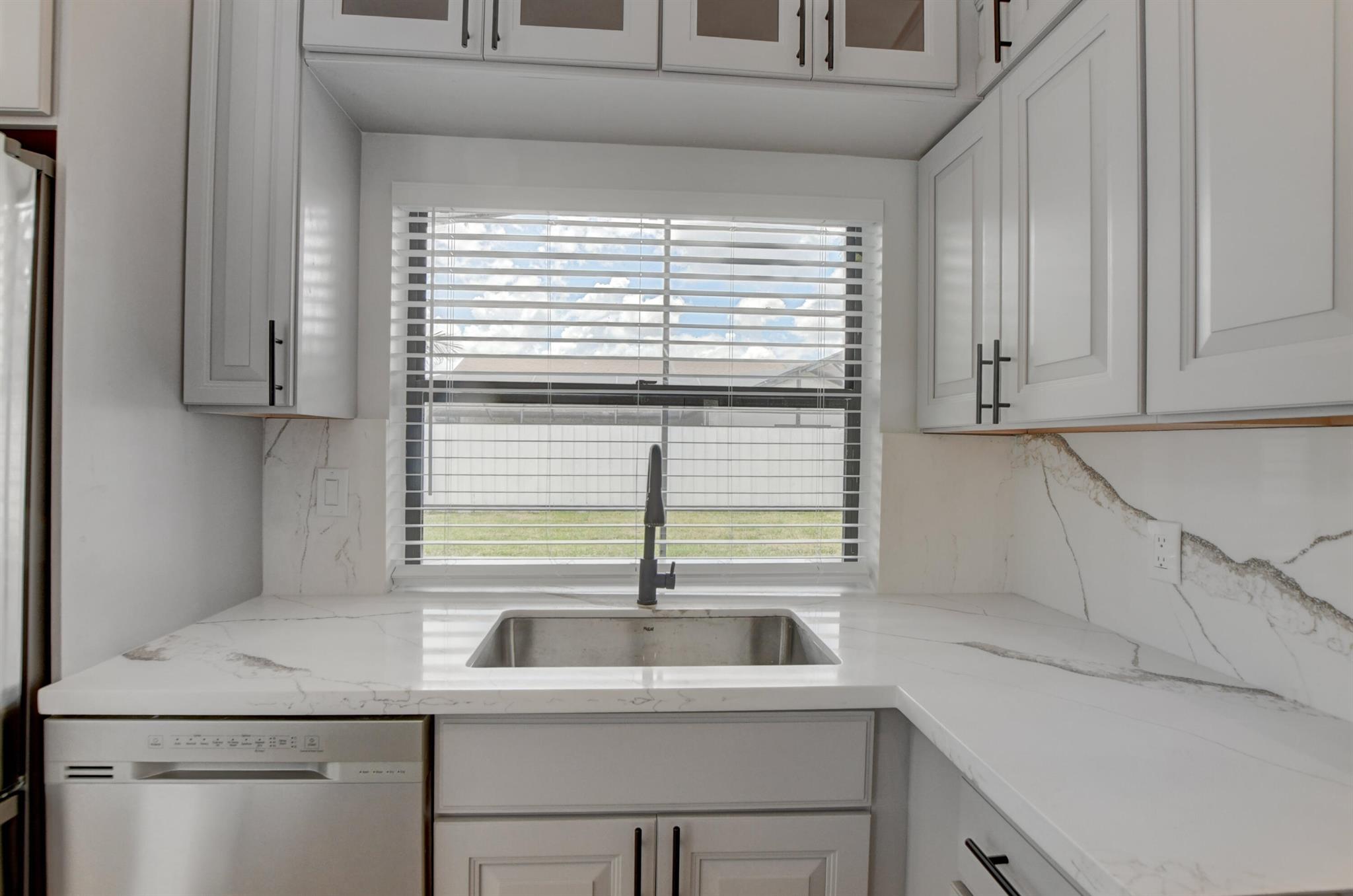 COUNTRY LANDING SEC 3 - Residential Lease