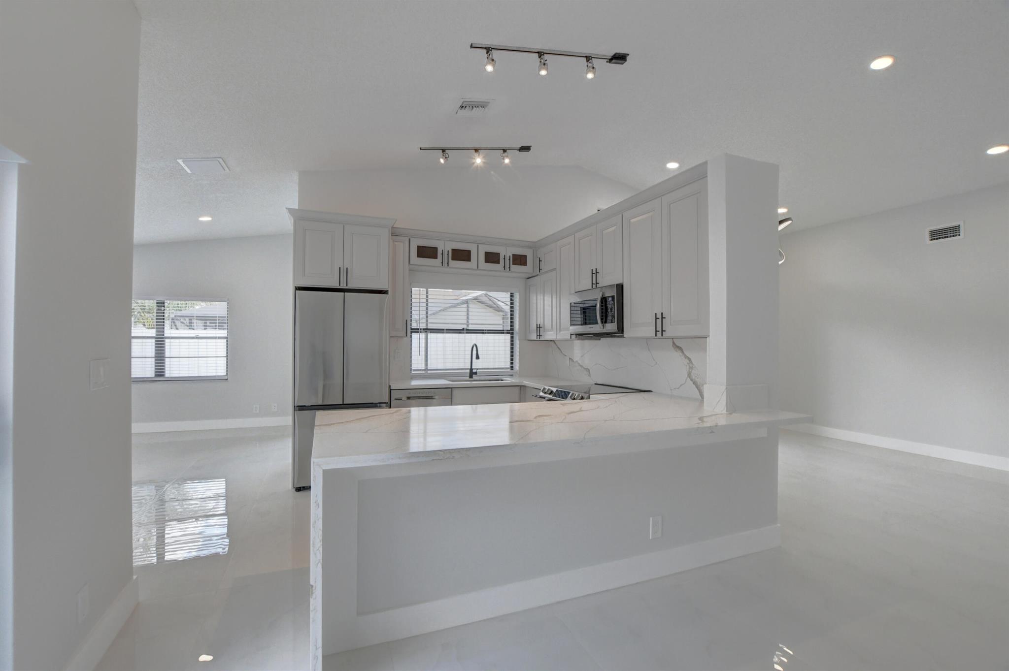 COUNTRY LANDING SEC 3 - Residential Lease