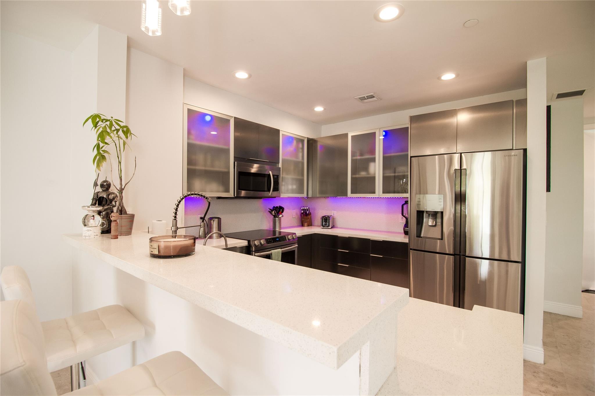 824 NE 19th Ave