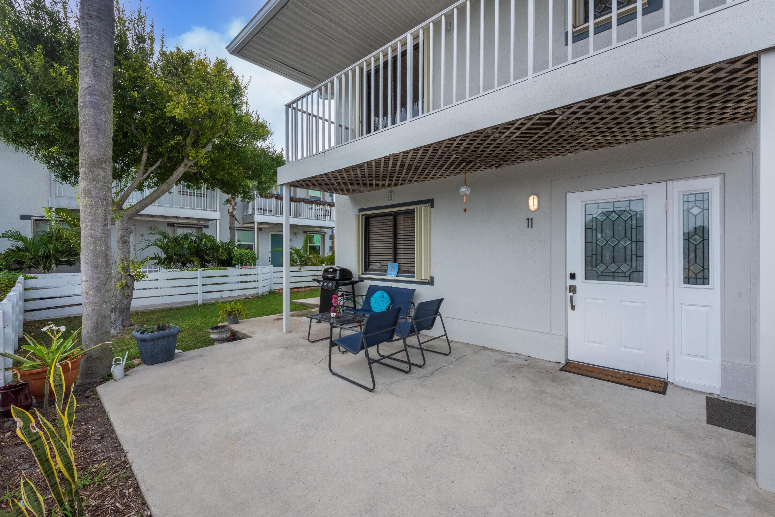 MANGO VILLAS TOWNHOUSE - Residential