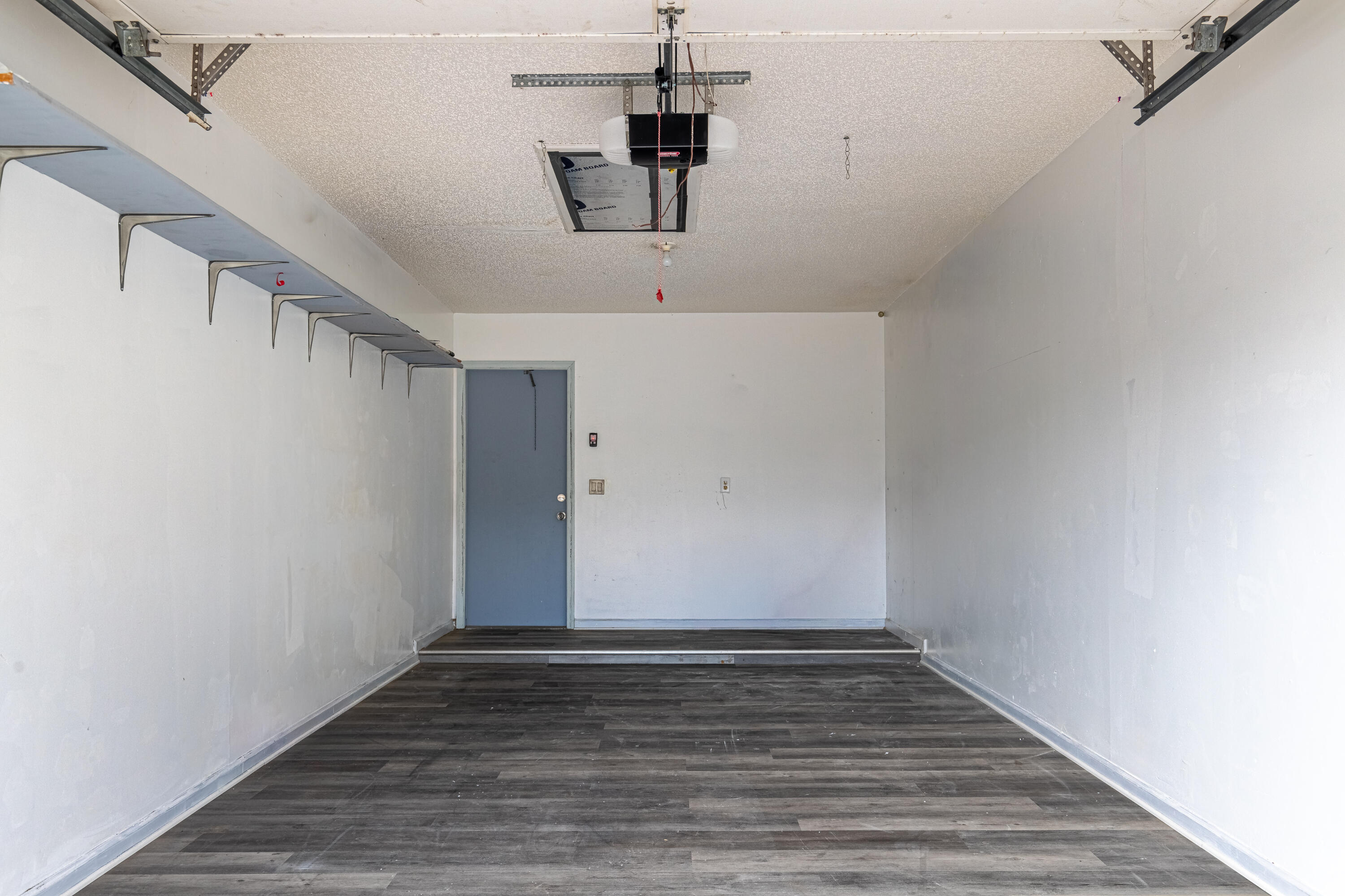 MANGO VILLAS TOWNHOUSE - Residential