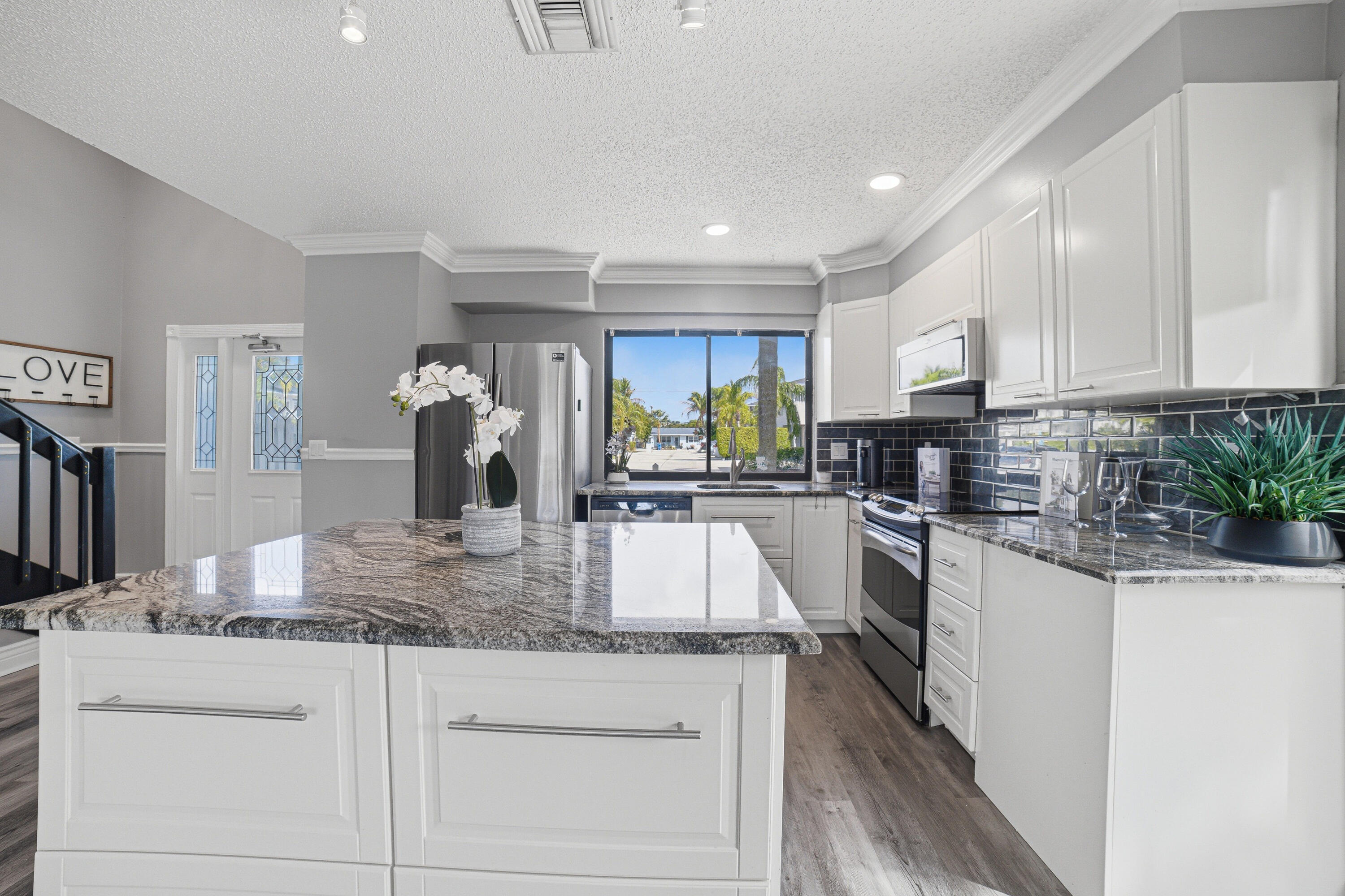 MANGO VILLAS TOWNHOUSE - Residential