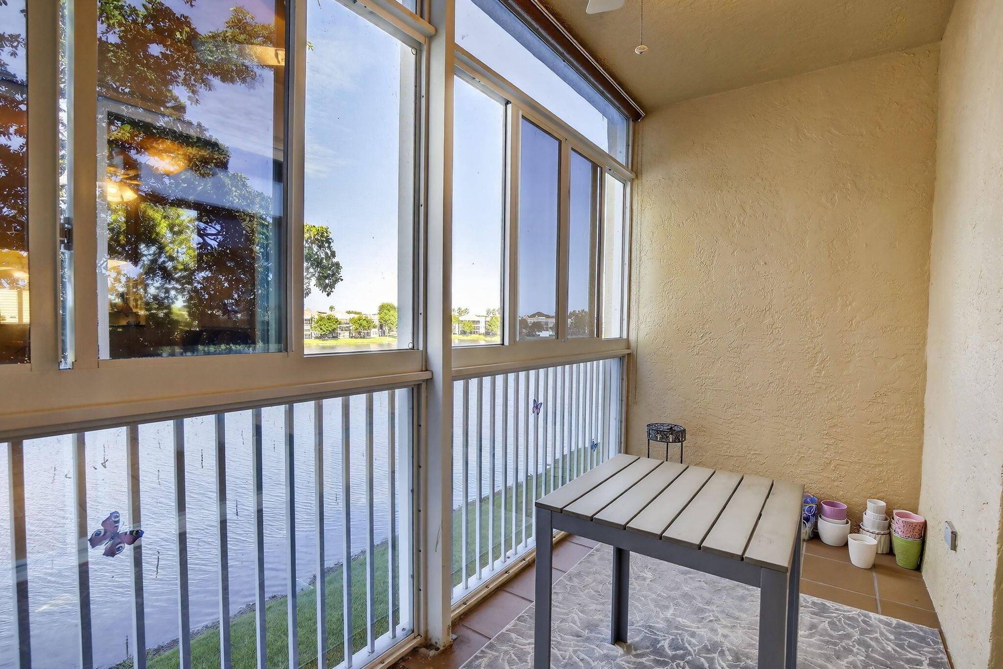 SOUTHAMPTON CONDOMINIUM - Residential