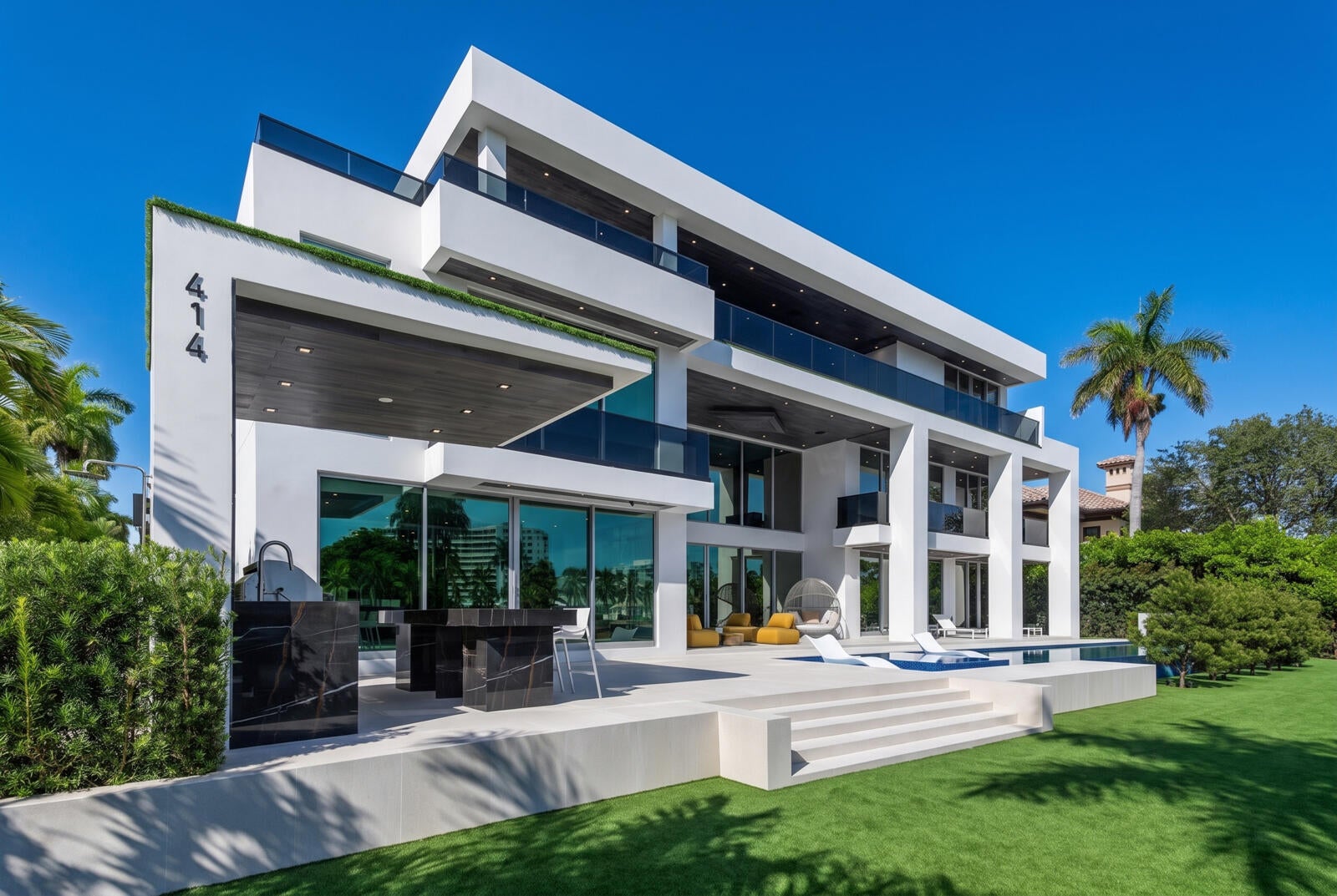 Welcome to 414 Royal Plaza Drive, a monumental new-construction waterf – image 50