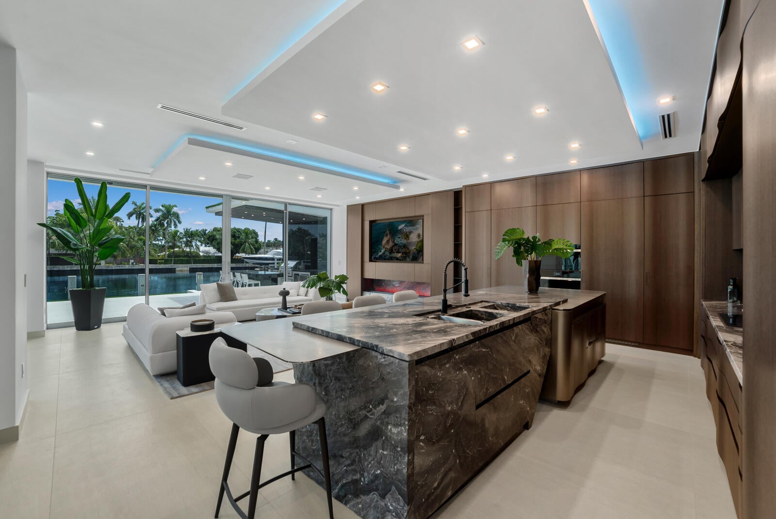 Welcome to 414 Royal Plaza Drive, a monumental new-construction waterf – image 8