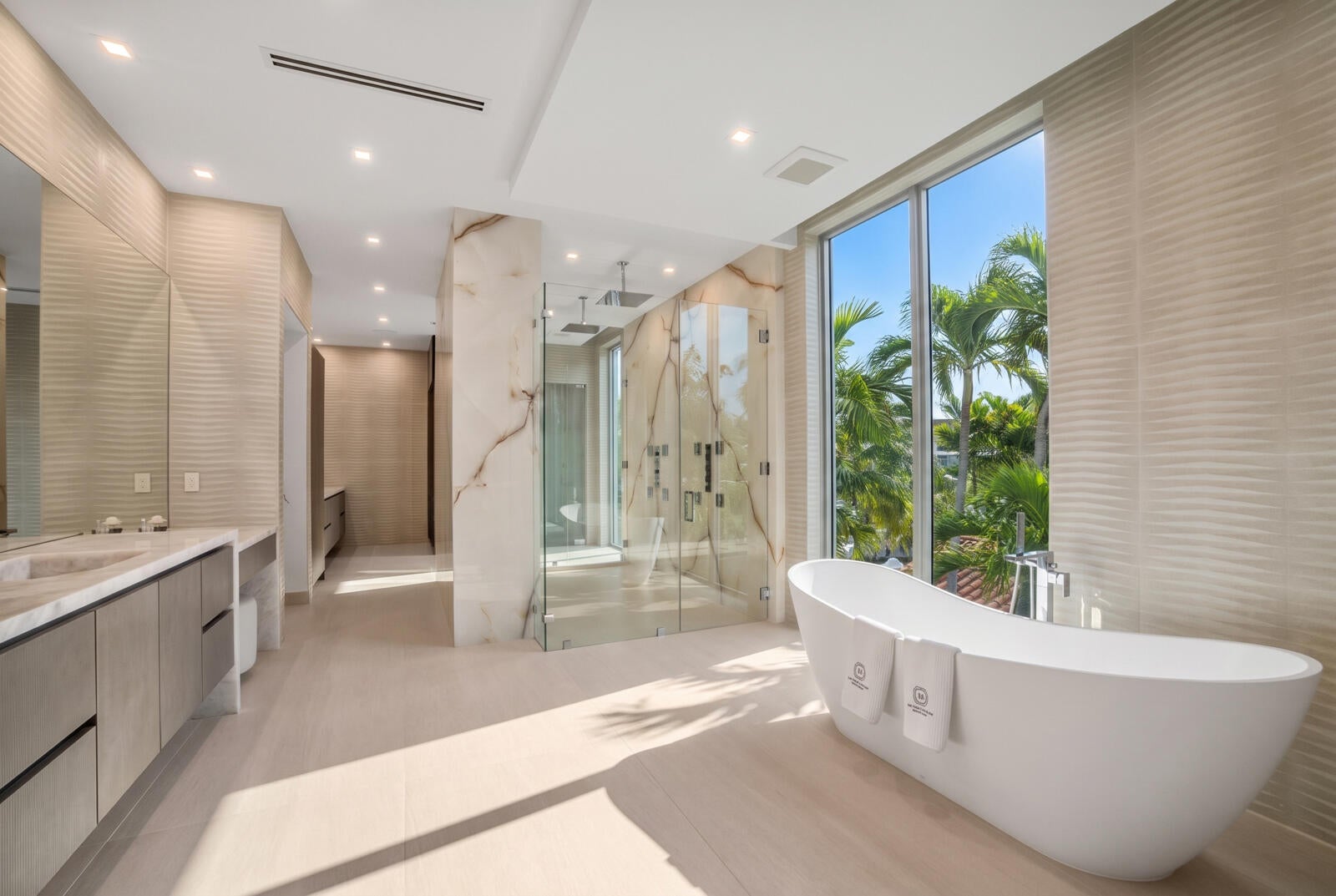 Welcome to 414 Royal Plaza Drive, a monumental new-construction waterf – image 21