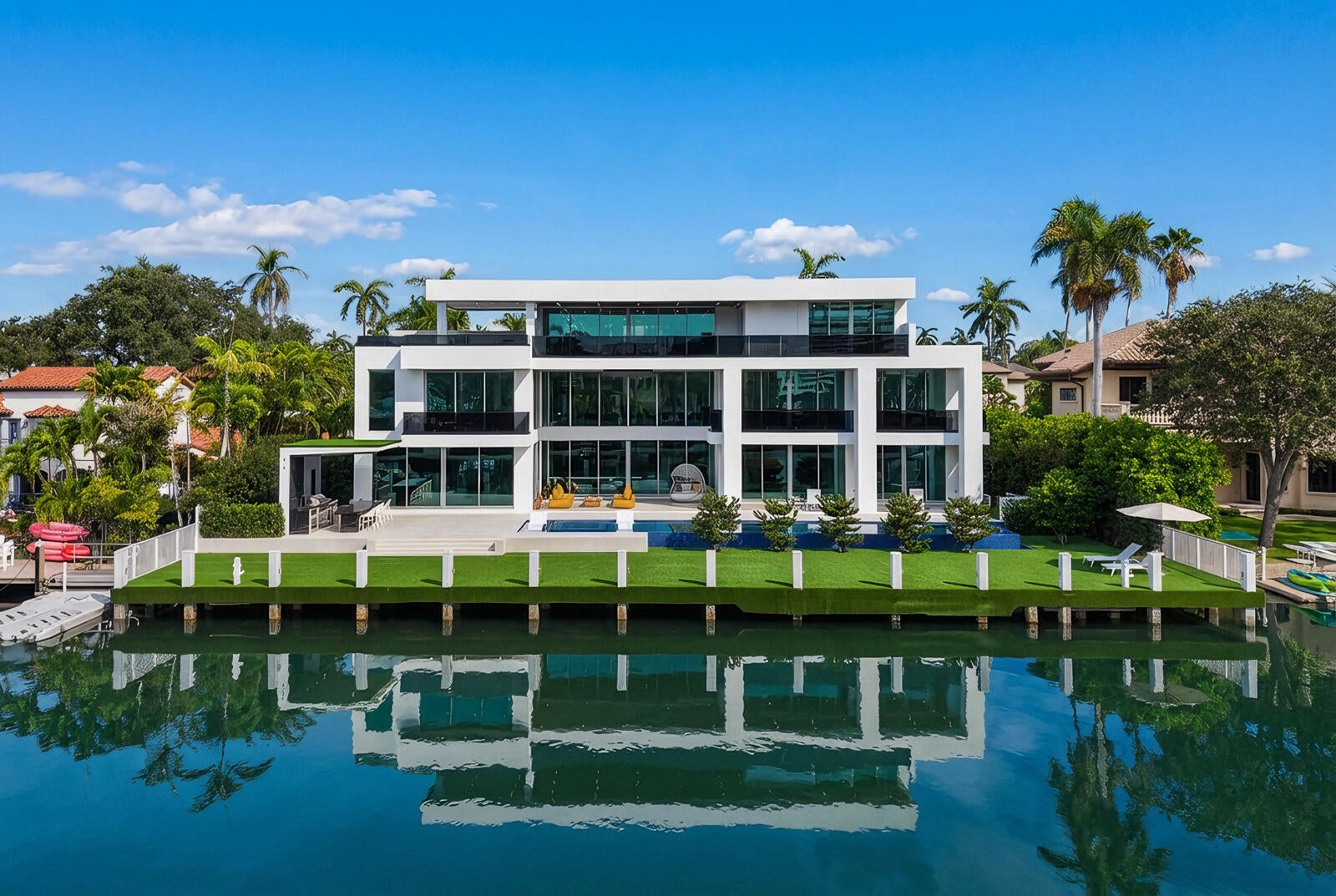 Welcome to 414 Royal Plaza Drive, a monumental new-construction waterf – image 39