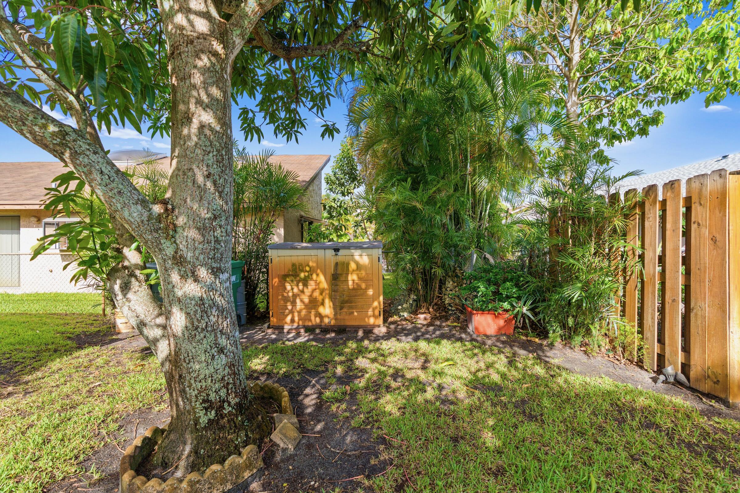 CITY OF LAUDERHILL SEC 1 - Residential