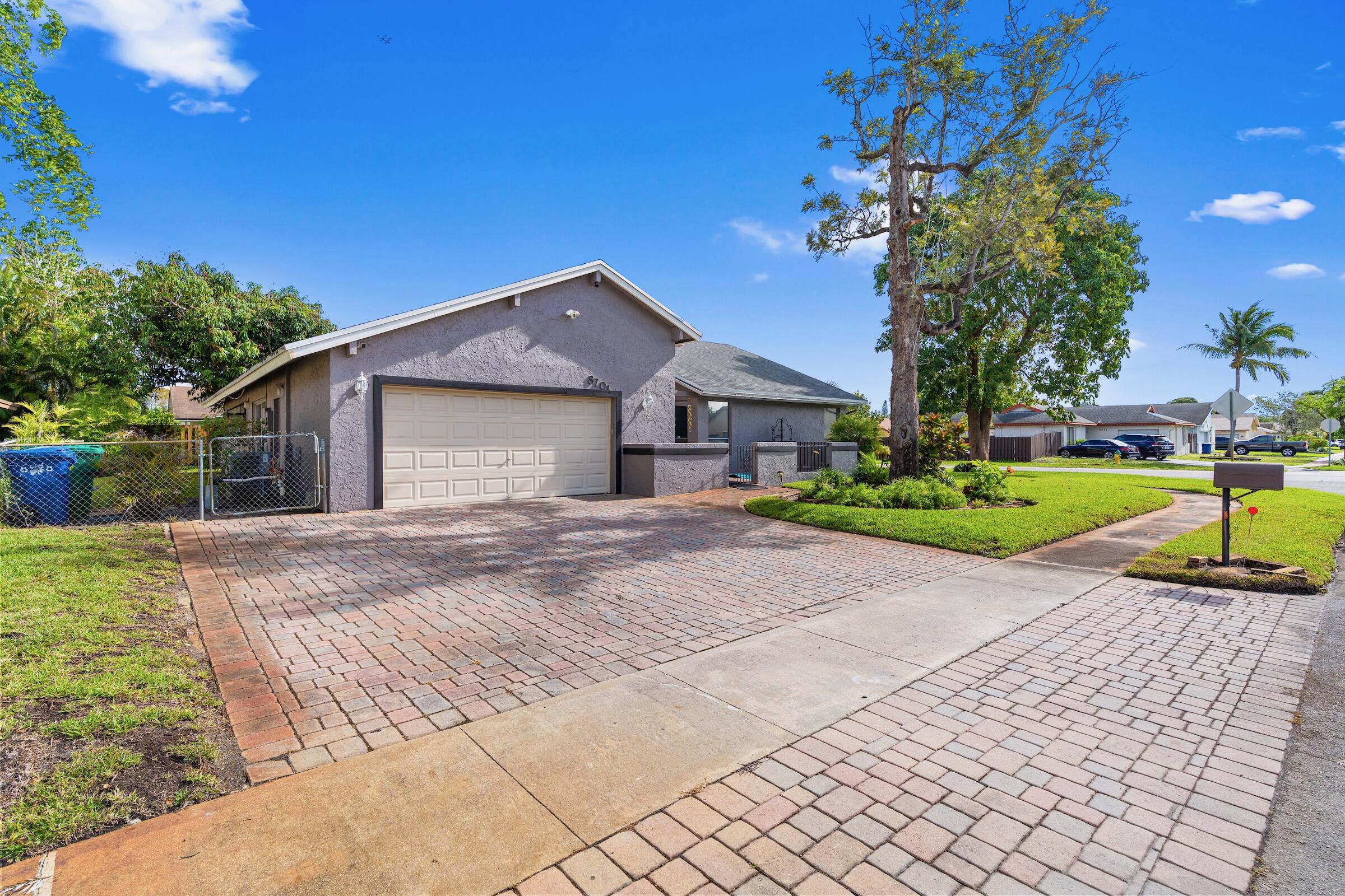 CITY OF LAUDERHILL SEC 1 - Residential