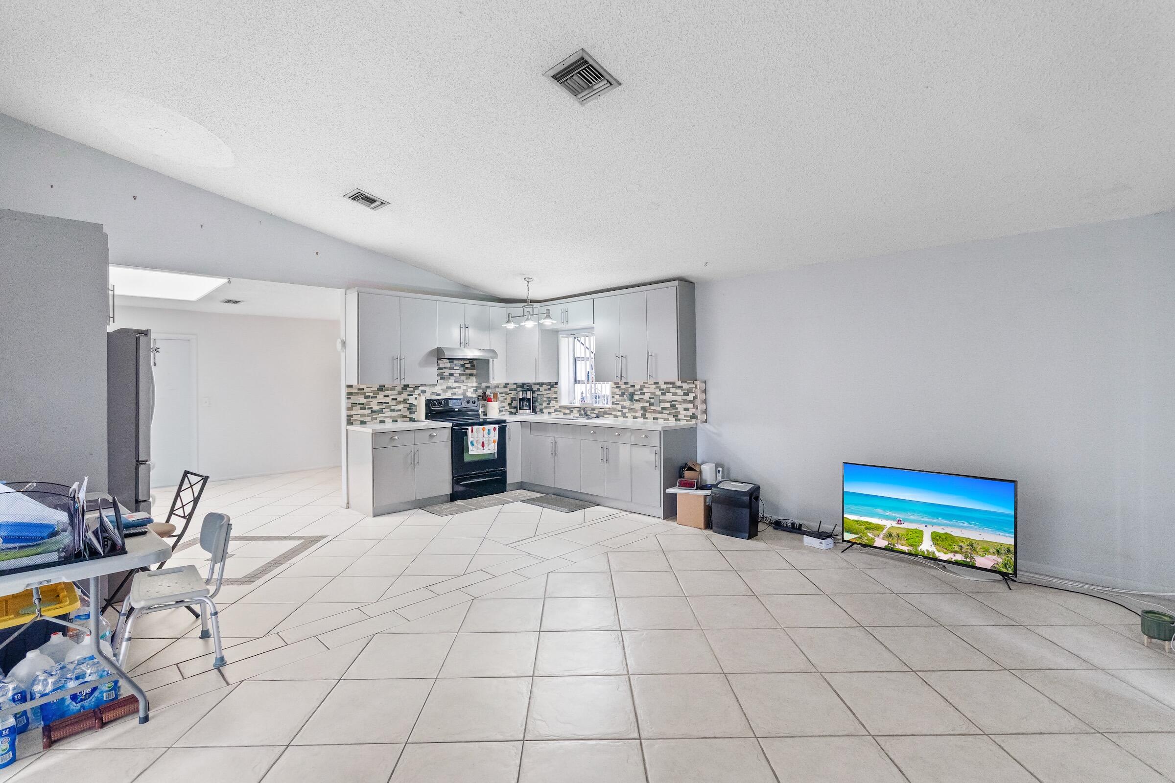 CITY OF LAUDERHILL SEC 1 - Residential