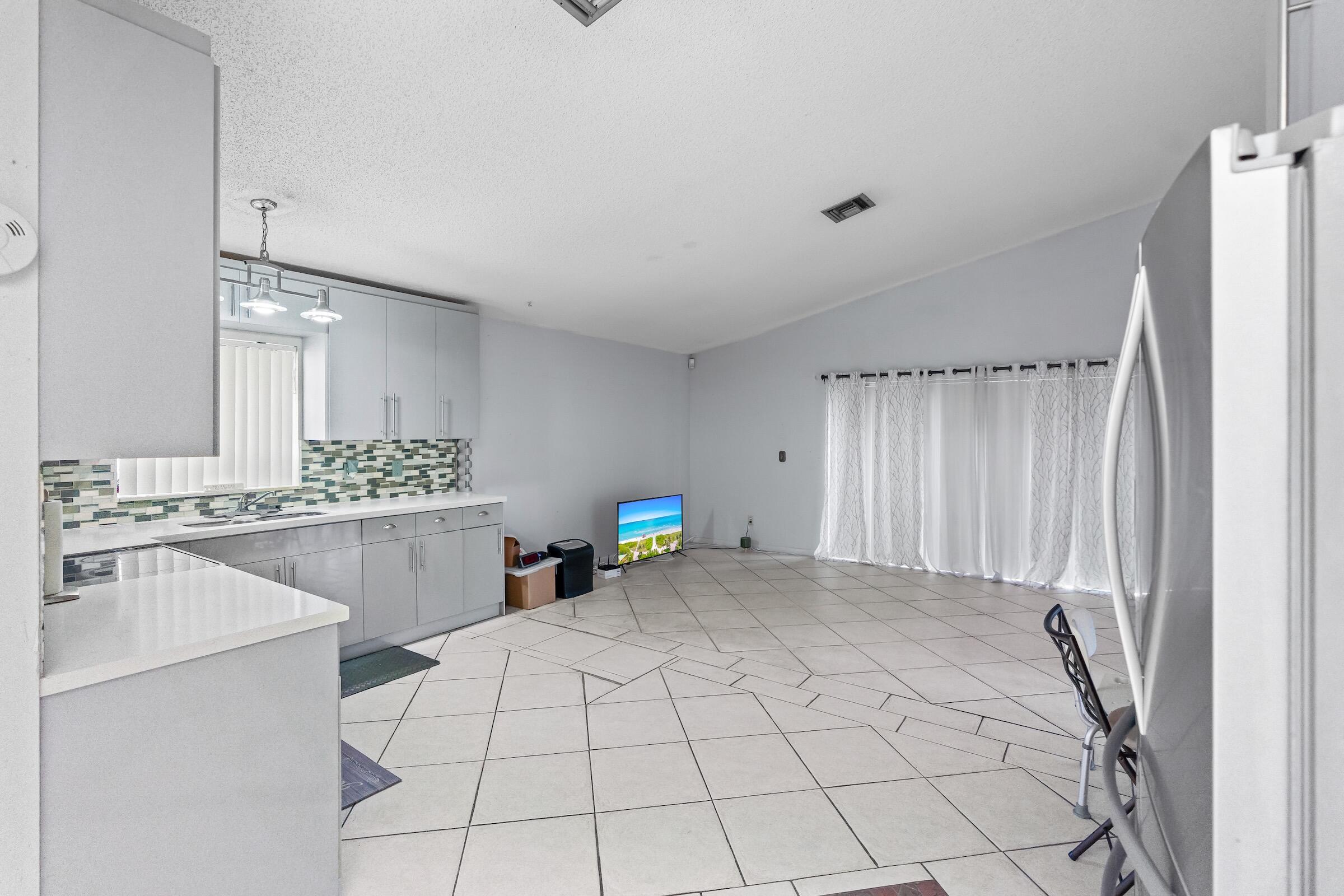 CITY OF LAUDERHILL SEC 1 - Residential