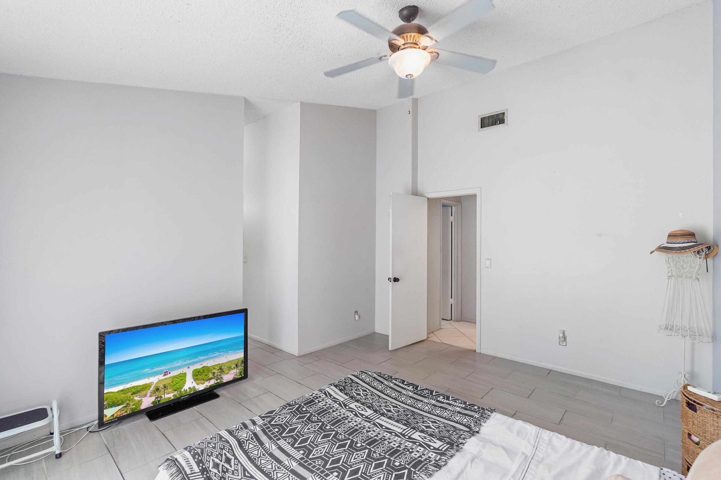 CITY OF LAUDERHILL SEC 1 - Residential