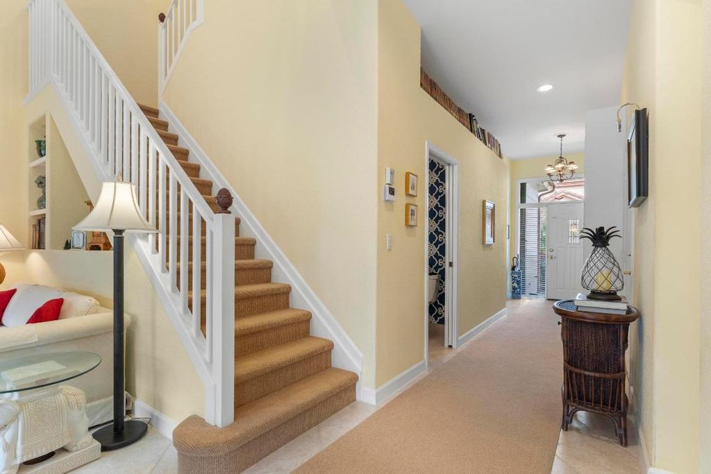 Photo of 76 Spyglass Way, Palm Beach Gardens, FL 33418 (MLS # R10941663)