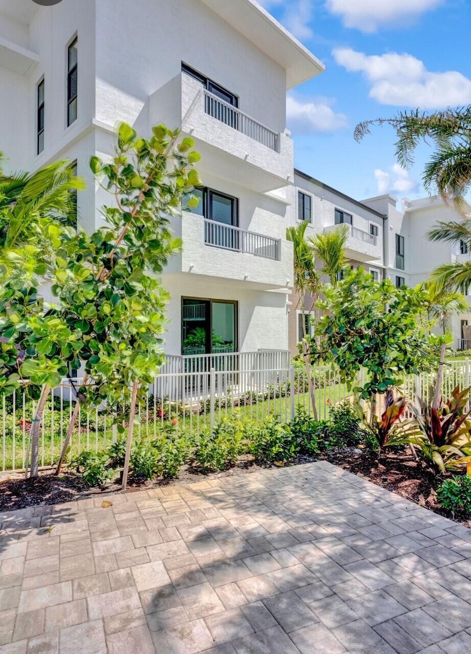 250 W Hidden Valley Boulevard