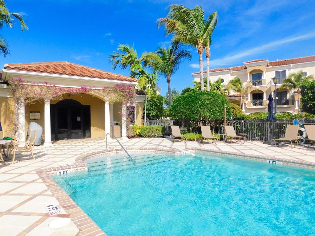 CASA DEL SOL OF TEQUESTA - Residential Lease