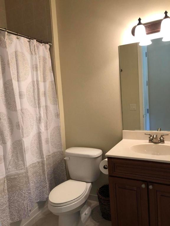 CASA DEL SOL OF TEQUESTA - Residential Lease