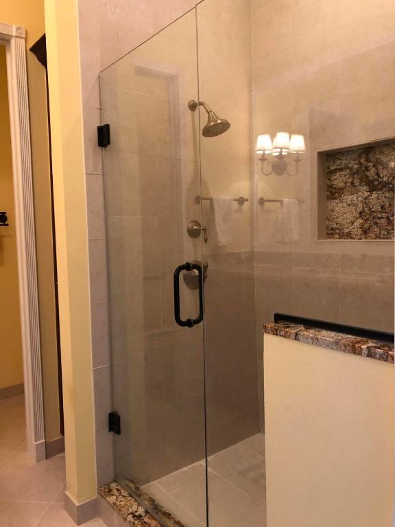 CASA DEL SOL OF TEQUESTA - Residential Lease