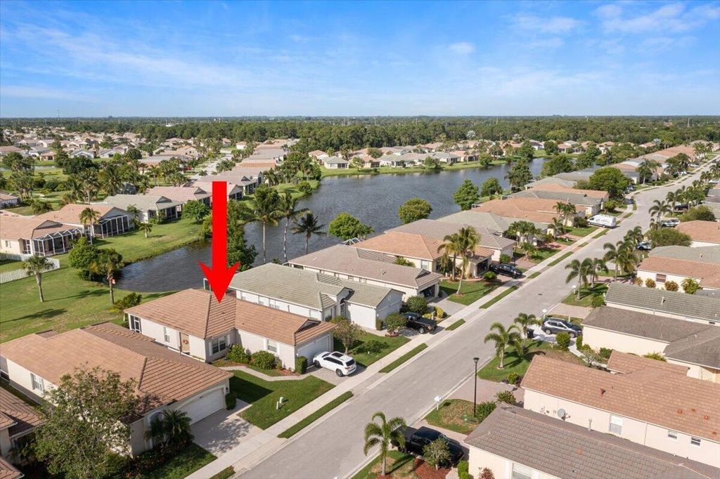 Photo of 827 SW Rocky Bayou Terrace, Port Saint Lucie, FL 34986 (MLS # R10998092)