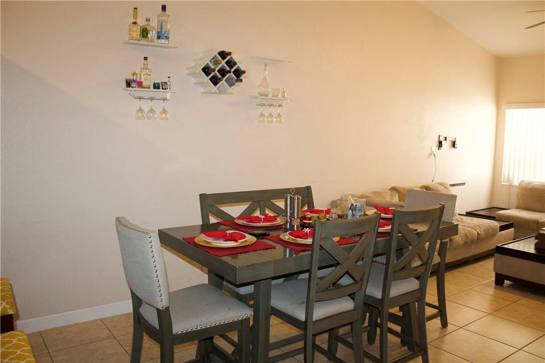 ALPINE WOODS OF JACARANDA - Residential