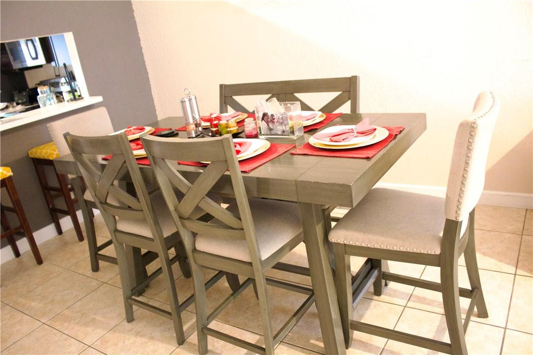 ALPINE WOODS OF JACARANDA - Residential