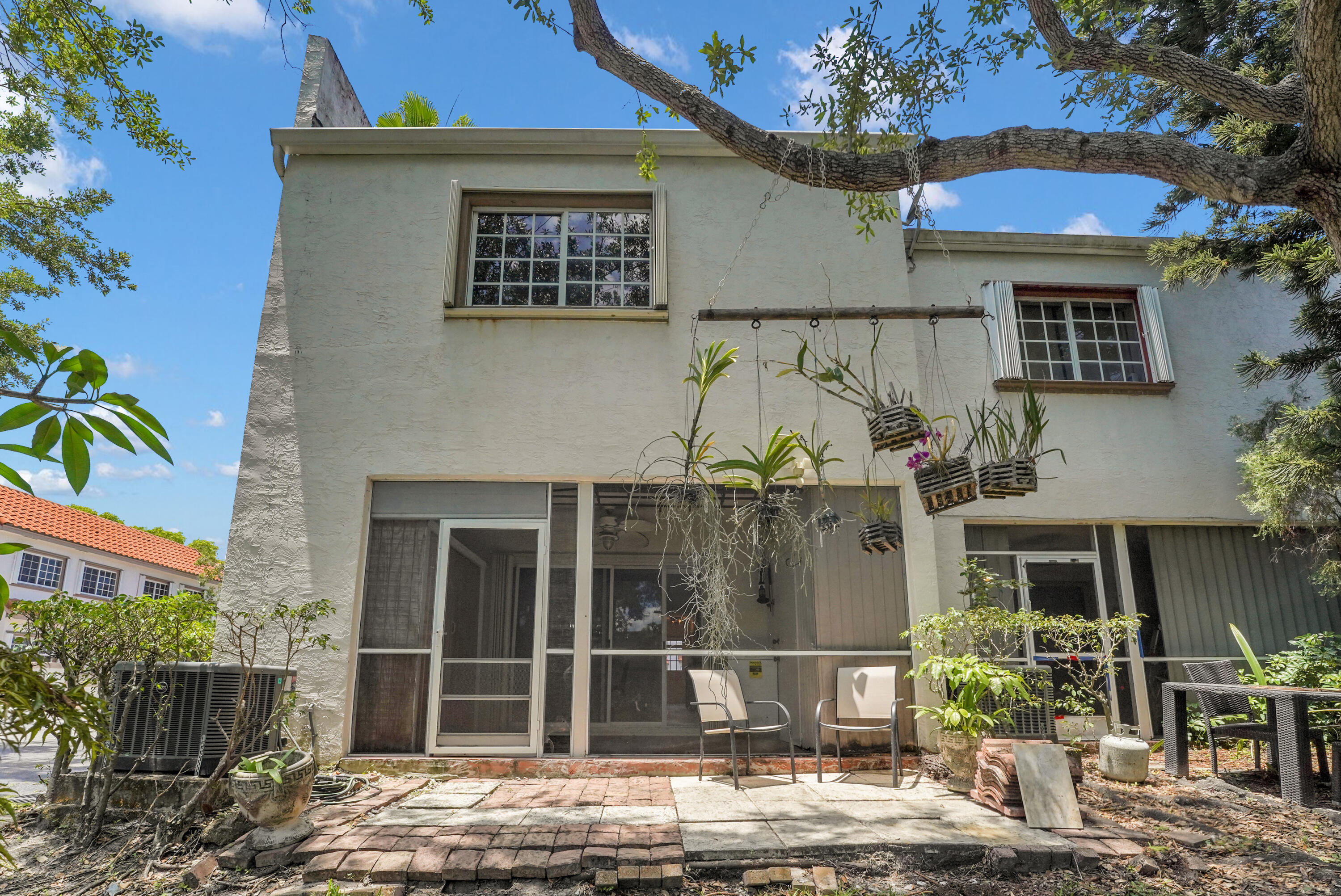 WELLEBY UNIT SEVEN - Residential
