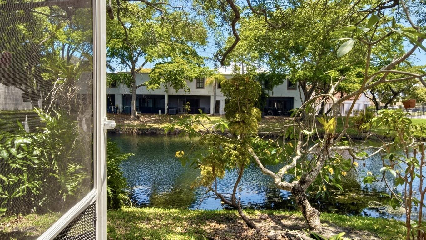 WELLEBY UNIT SEVEN - Residential