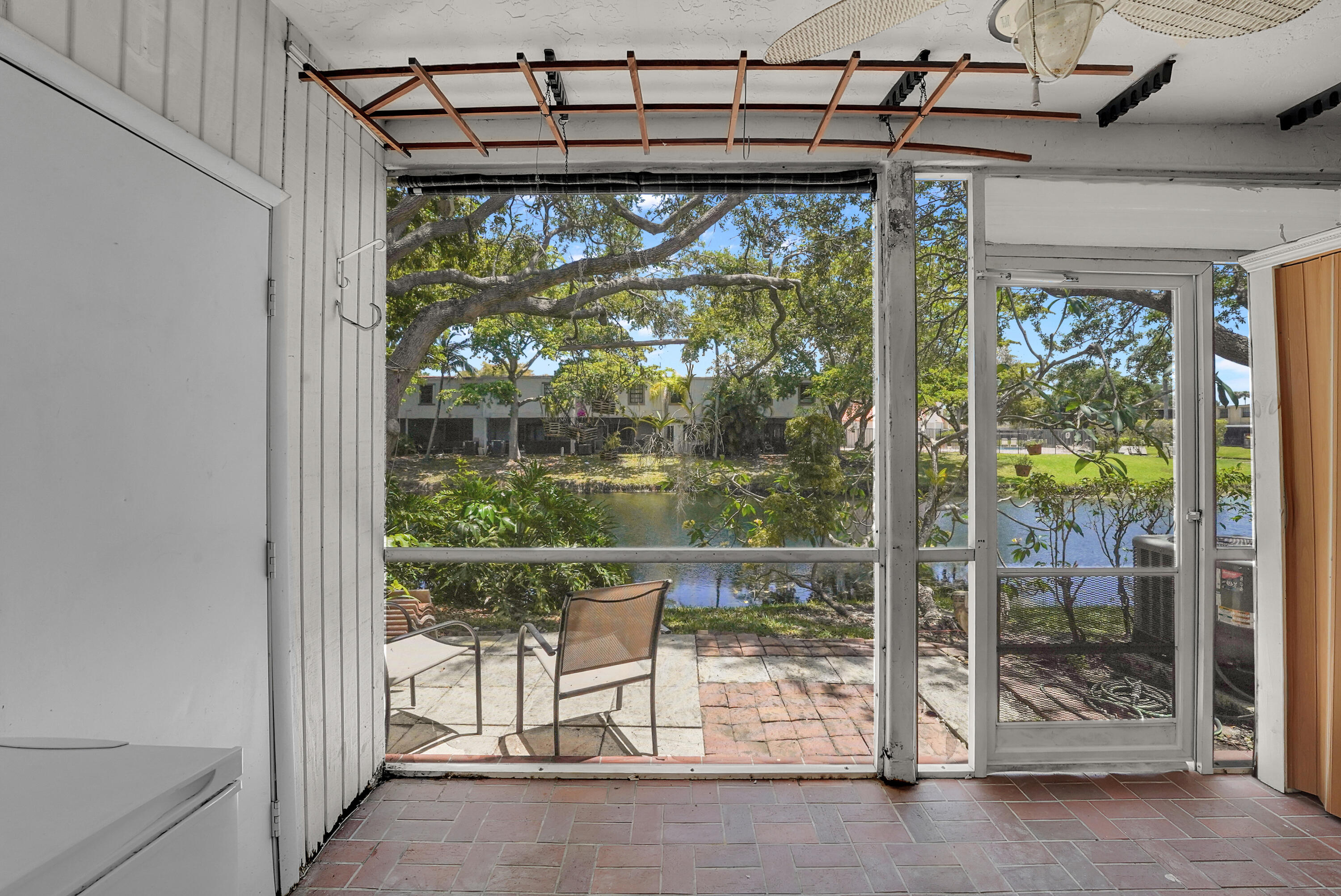 WELLEBY UNIT SEVEN - Residential