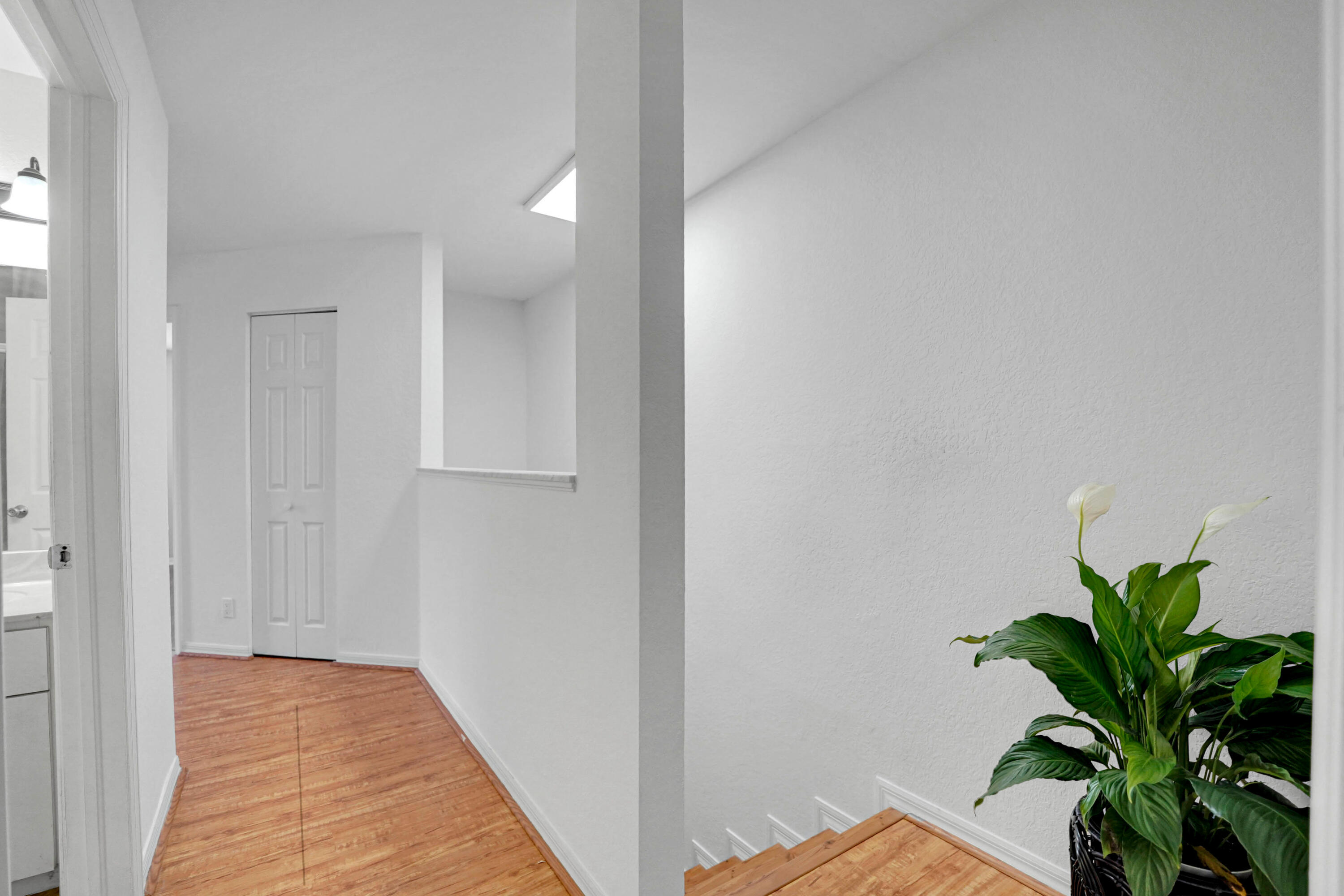 WELLEBY UNIT SEVEN - Residential