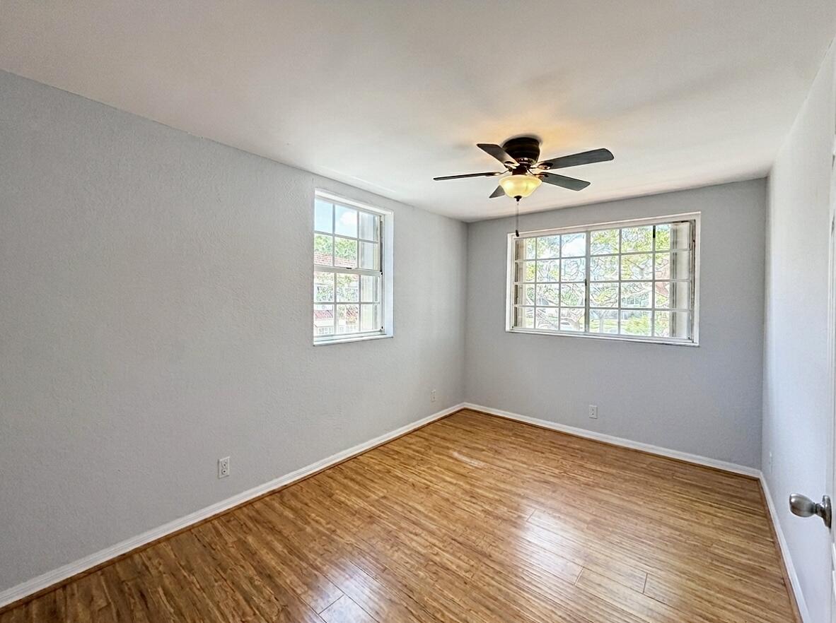 WELLEBY UNIT SEVEN - Residential