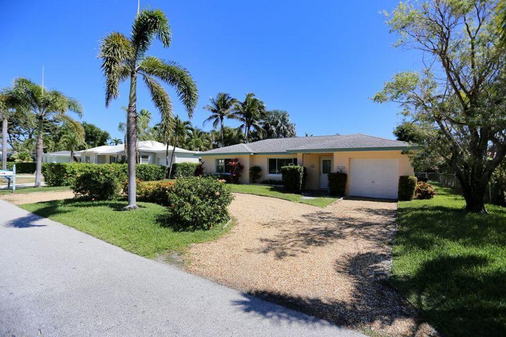 Photo of 314 Bravado Lane Ln, Palm Beach Shores, FL 33404 (MLS # R10797983)
