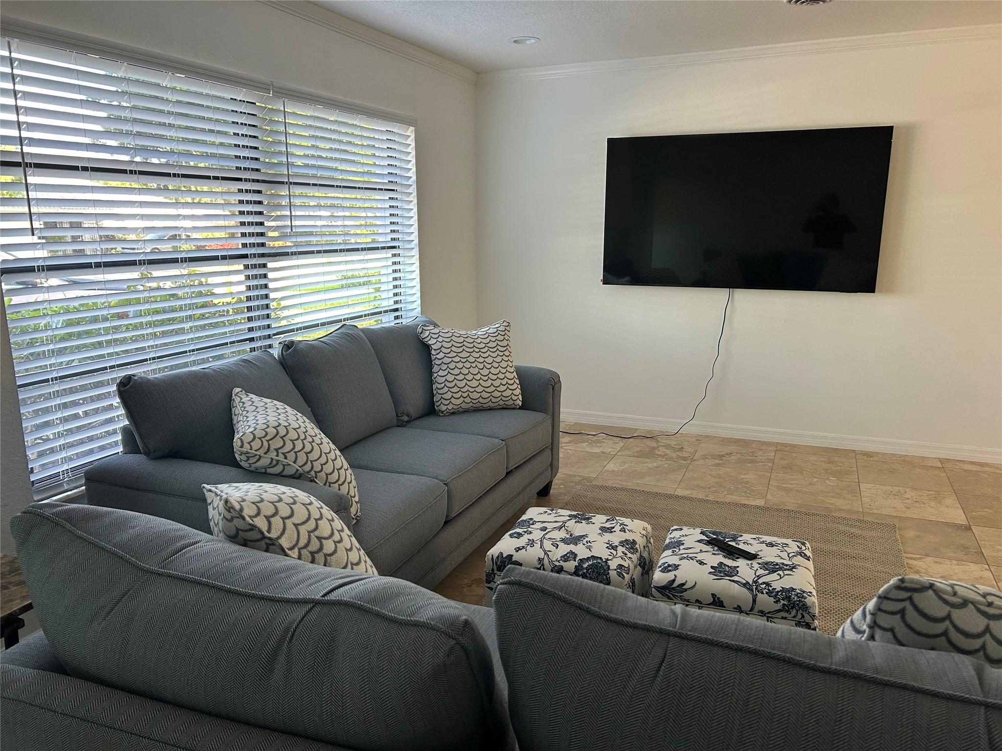 Venetian Isles 3rd Sec 47 - Residential Lease